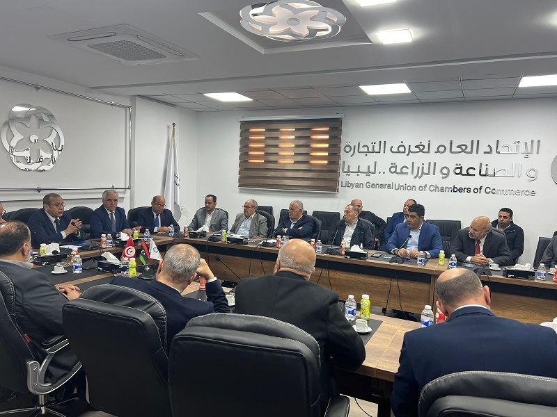 وفد هام من الاتحاد التونسي للصناعة والتجارة  والصناعات التقليدية في زيارة إلى ليبيا